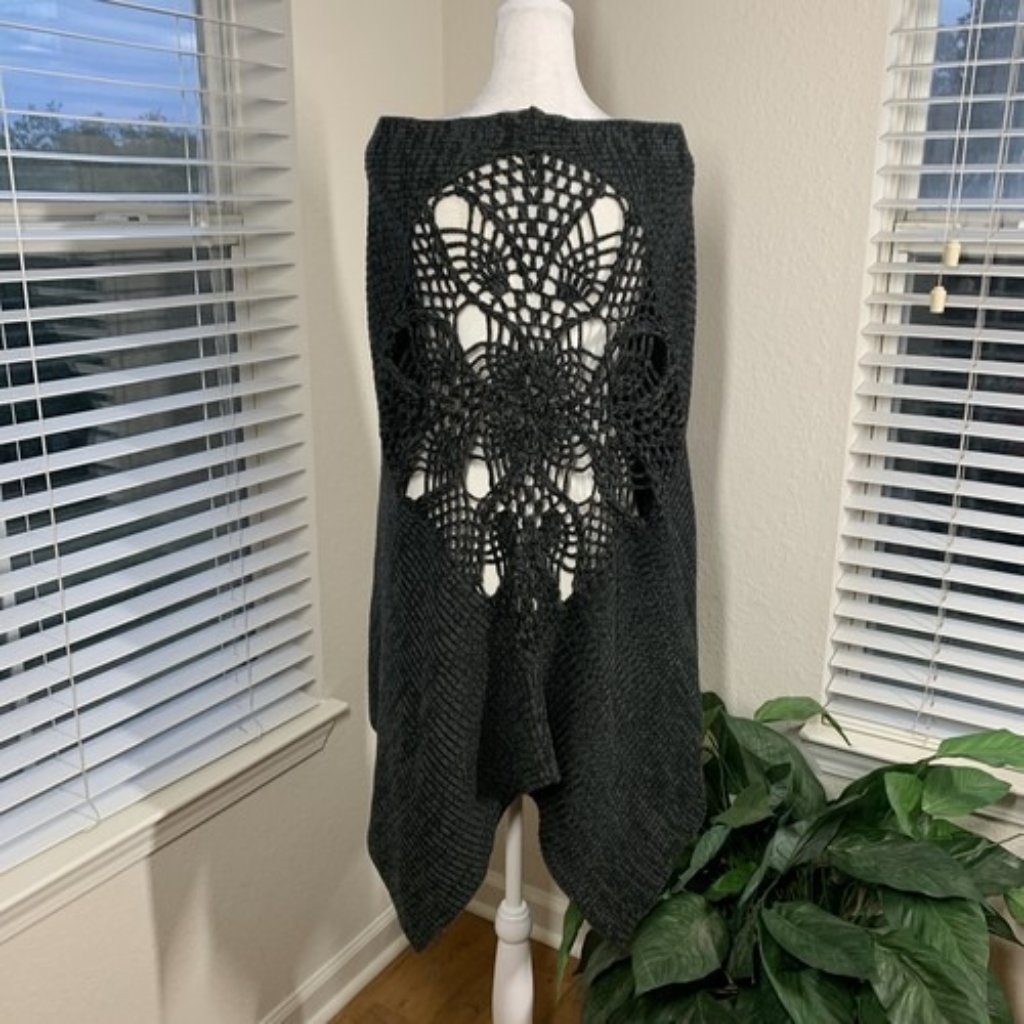 Free People Gray Crochet Knit Shawl Sweater Wrap Poncho One Size Boho Bohemian